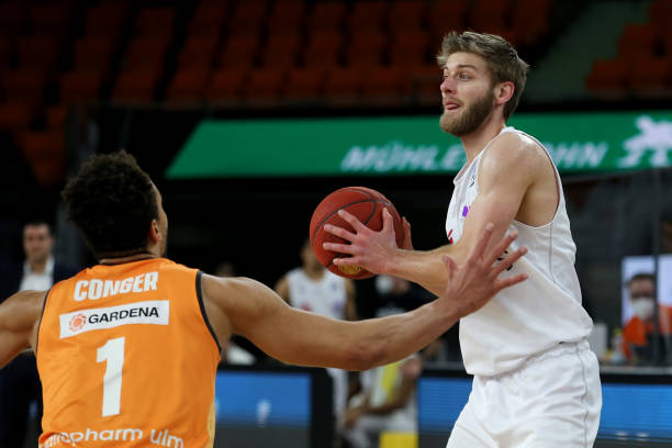 级车队聘用 级车队聘用