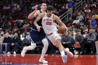 己的精彩比 己的精彩比